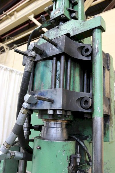 125 TON HILL ACME NO #7 HYDRAULIC PUNCH: STOCK #69485