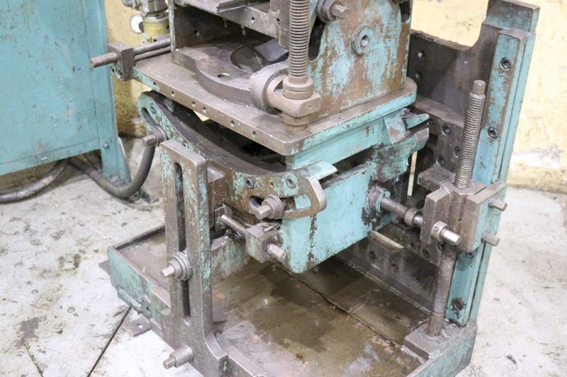 18 TON TISHKEN MODEL #COT-6 CUTOMATIC CUTOFF PRESS: STOCK #70959