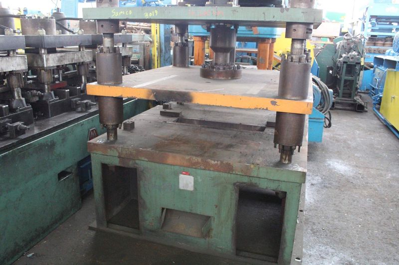 SAMCO 4 POST HYDRAULIC PRESS: STOCK #71774