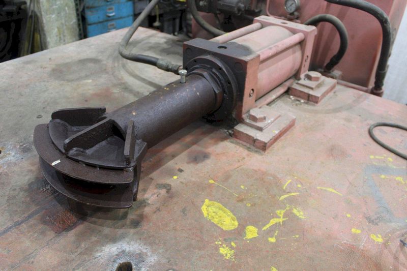 SCH PIPE BENDER: STOCK #72021