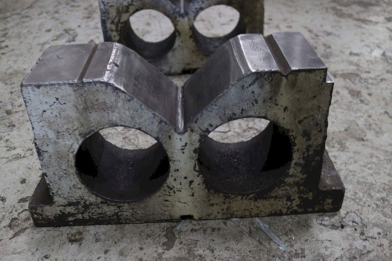 PAIR V BLOCKS 18" WIDE X 11" HT X 6" DEEP: STOCK #73519