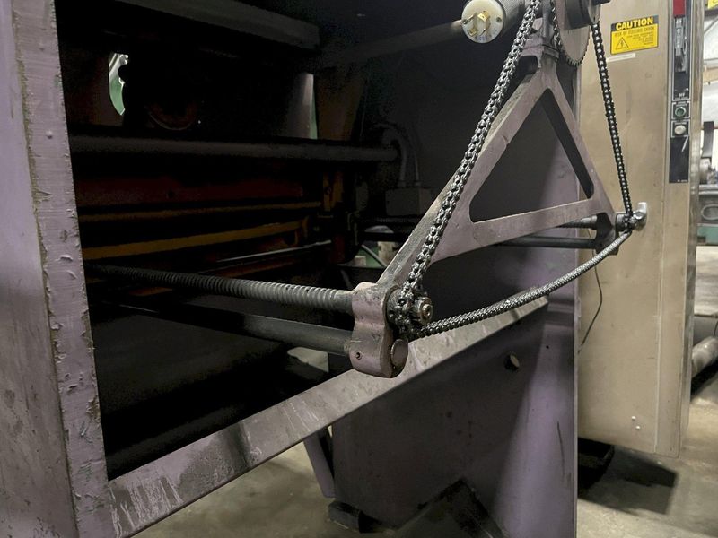 40 "X 12 GA LODGE & SHIPLEY POWER SQUARING SHEAR: STOCK #73235