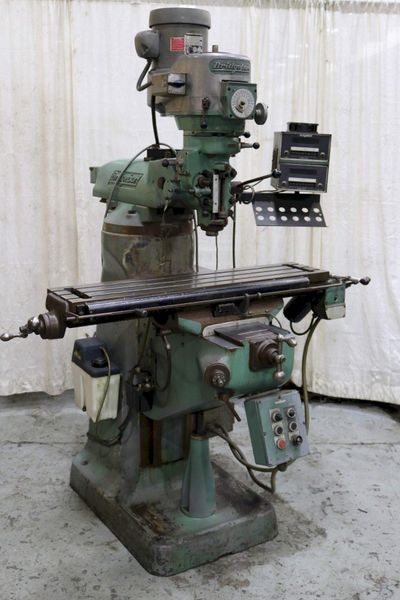 1-1/2 BRIDGEPORT VERTICAL RAM TYPE MILL: STOCK 73028