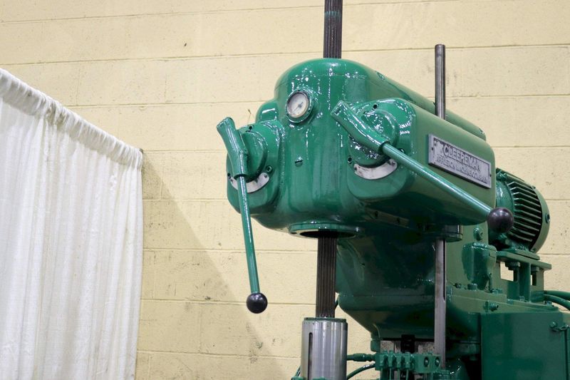30" CLEERMAN SINGLE SPINDLE DRILL PRESS: STOCK # 72805