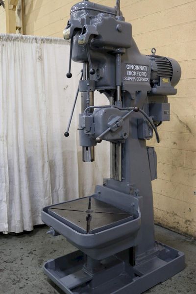 24" CINCINNATI SINGLE SPINDLE DRILL: STOCK #72547