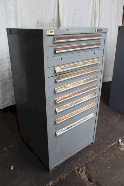 10 DRAWER VIDMAR CABINET: STOCK #72071