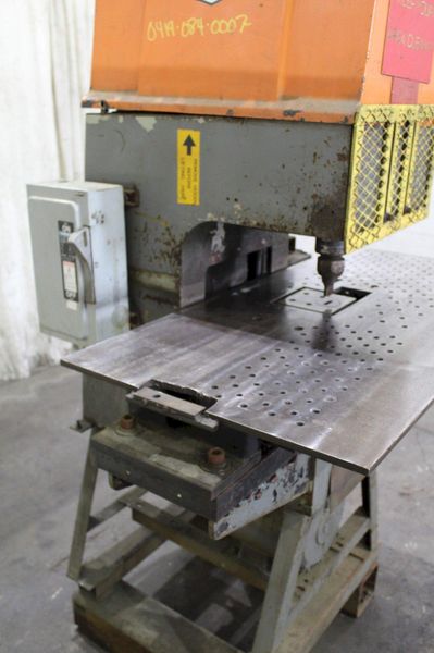 90 TON METAL MUNCHER HYDRAULIC PUNCH: STOCK #72054
