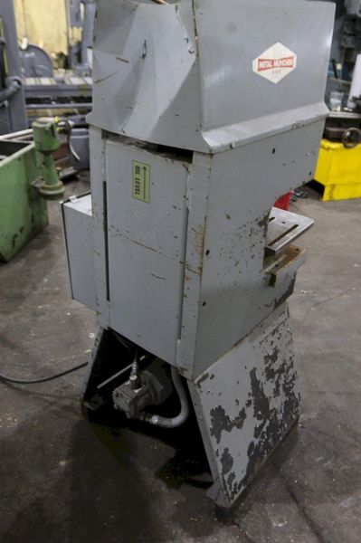 35 TON METAL MUNCHER MODEL #GB35 PUNCH: STOCK #71213