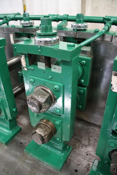 6 STAND X 2' DAHLSTROM MODEL 550-6-OB ROLLFORMER: STOCK #66071
