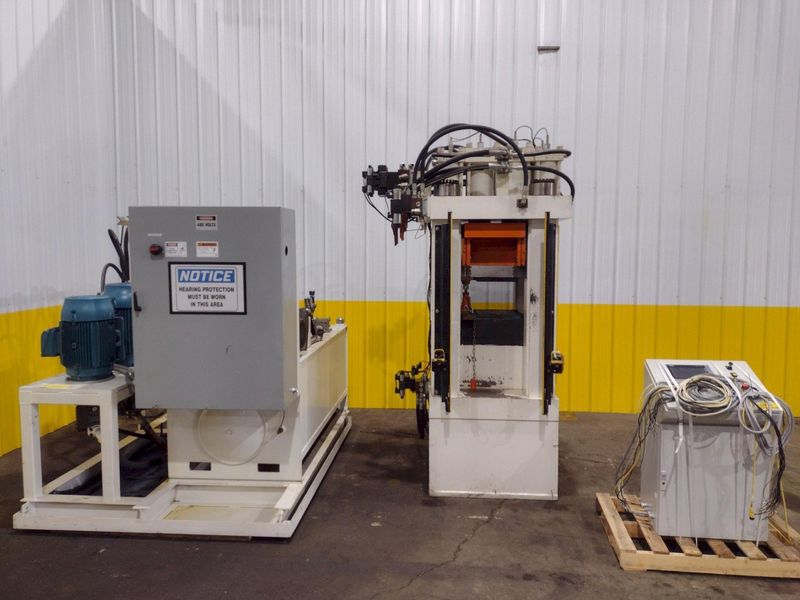 200 TON AMD HYDRAULIC PRESS: STOCK #19452