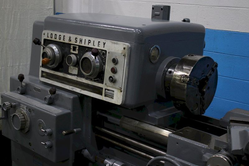 18" SWING X 30" LODGE AND SHIPLEY ENGINE LATHE STOCK #64368