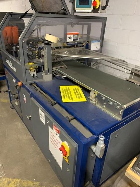 Lantech SW-1000 Intermittent Motion Belt Feed Side Seal Wrapper w/ Lantech ST-900 Heat Tunnel