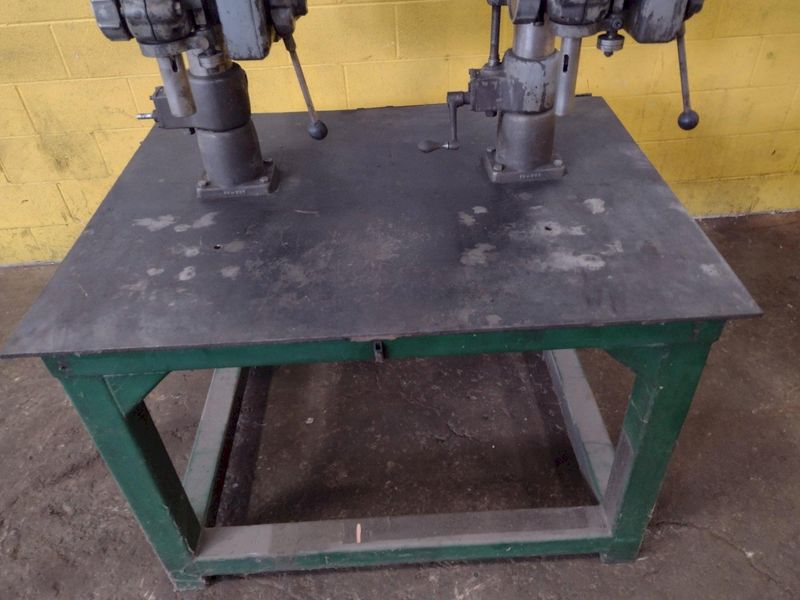 2 SPINDLE 20" ATLAS CLAUSING MODEL #1800 GANG DRILL WITH POWER FEED: STOCK #16676