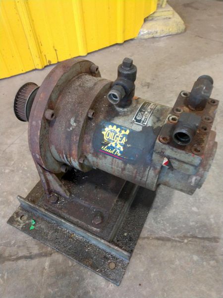 OILGEAR MODEL #H-1211 PUMP: STOCK #14606