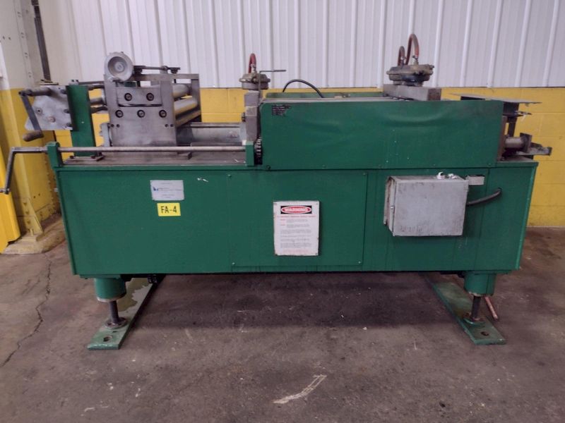 24" TRIAD DESIGN & MFG FEEDER: STOCK #17013