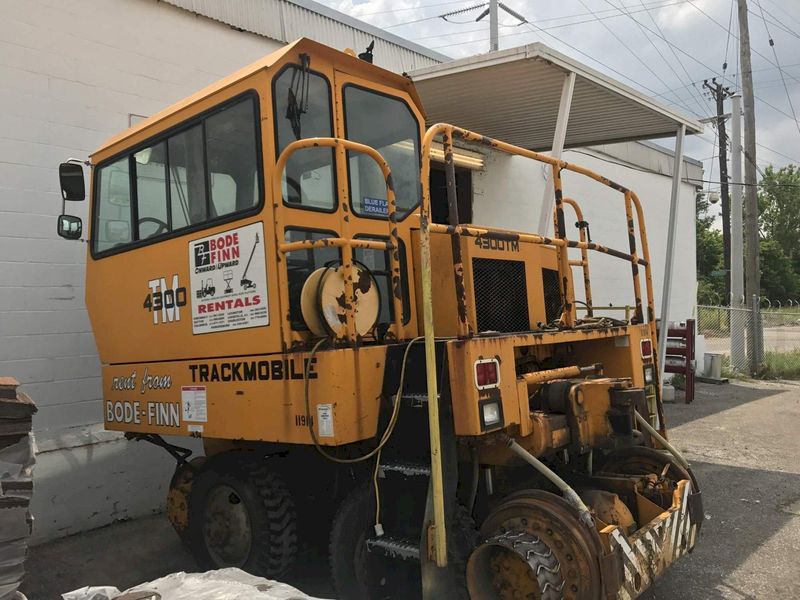 TRACKMOBILE MODEL #4300TM RAILCAR MOVER: STOCK #68371