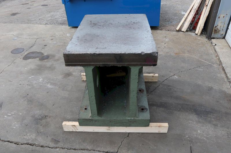 23" X 32" X 27" CAST ANGLE PLATE: STOCK #12241