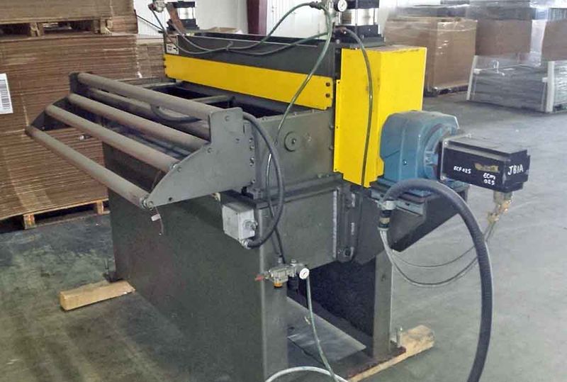 Feeder, Servo, G. Macicania, 48" x 0.075"
