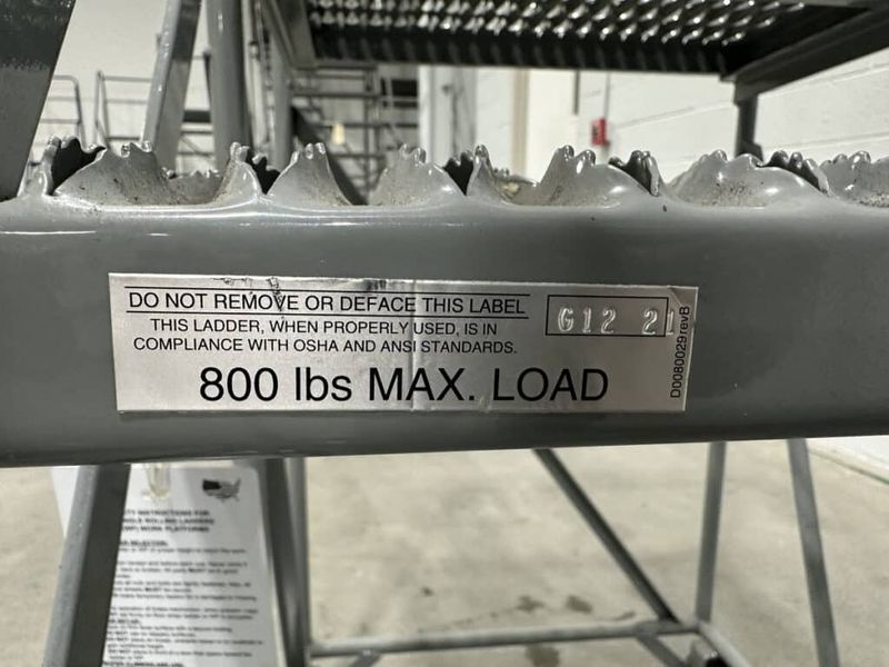 U-Line 4-Step Rolling Steel Staircase Ladder