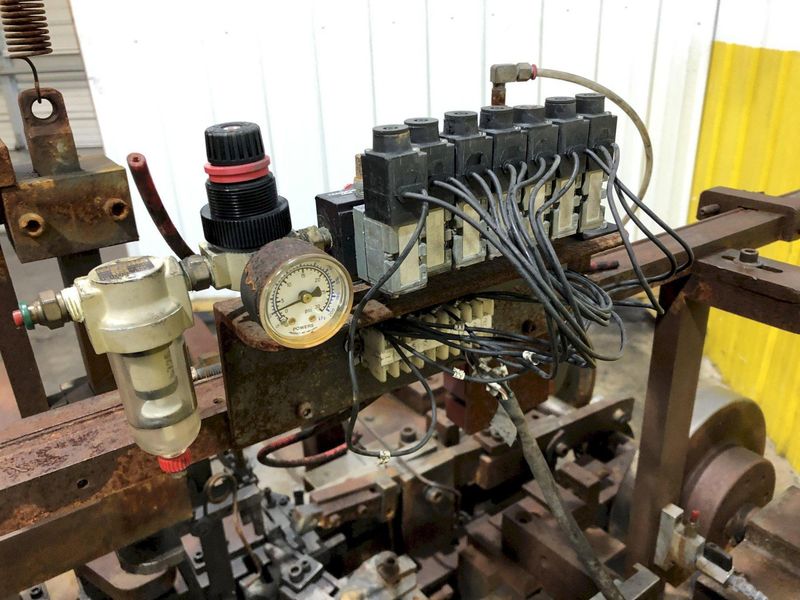 FOUR SLIDE WIRE FORMING MACHINE: STOCK #18987