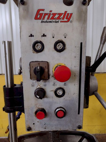 27" GRIZZLY MODEL #G0756 HEAVY DUTY DRILLING & TAPPING SINGLE SPINDLE DRILL: STOCK #16261