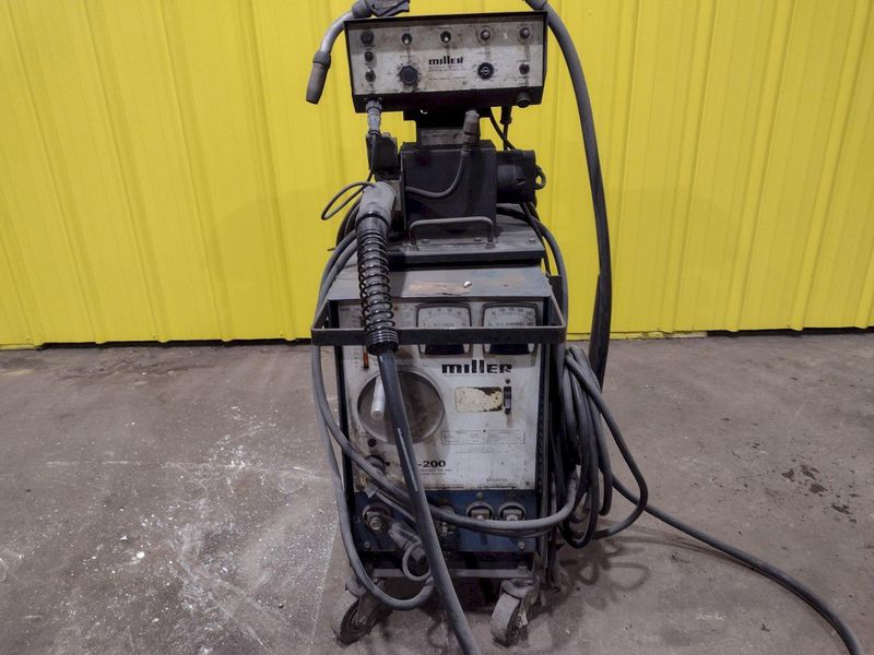200 AMP MILLER  MODEL #CP-200 WELDER WITH MILLER WIRE FEEDER: STOCK #19660