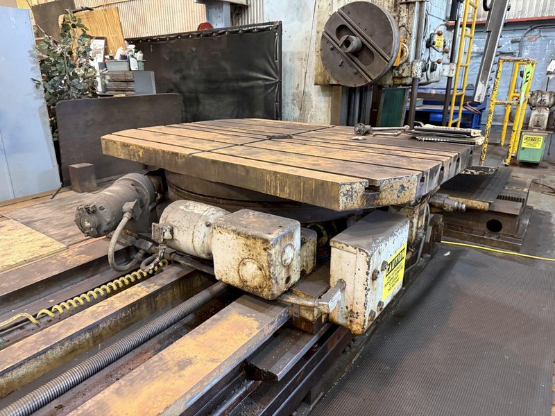 5" Cincinnati Gilbert Floor Type Horizontal Boring Mill with Rotary Table and Floor Plate