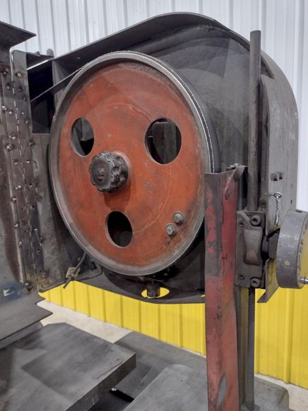 36" DOALL MODEL #3613-0 VERTICAL BANDSAW: STOCK #20984
