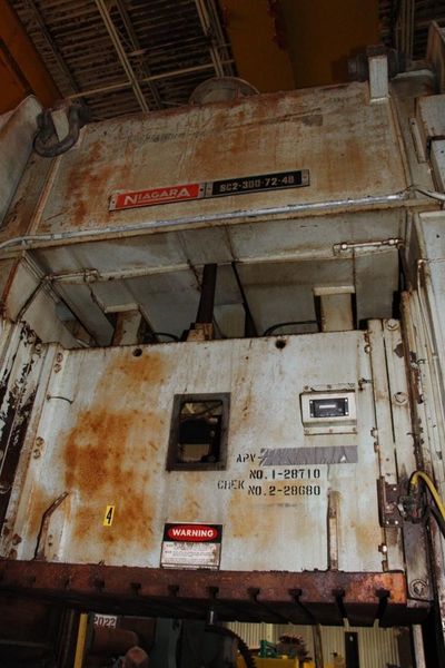300 TON NIAGARA MODEL SC2-300-72-48 SSDC PRESS: STOCK #58722
