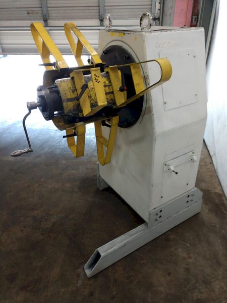 1100 LB X 16" GSW MODEL #MHM0.5/1250SO SERVO MOTORIZED COIL REEL UNCOILER: STOCK 12990