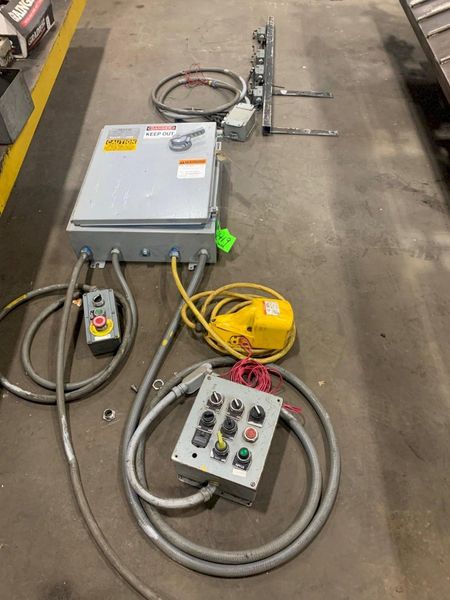 USED MET-FAB 3/8 X 10 SHEAR CONVEYOR WITH PNEUMATIC SHEET SUPPORTS, Stock# 10925
