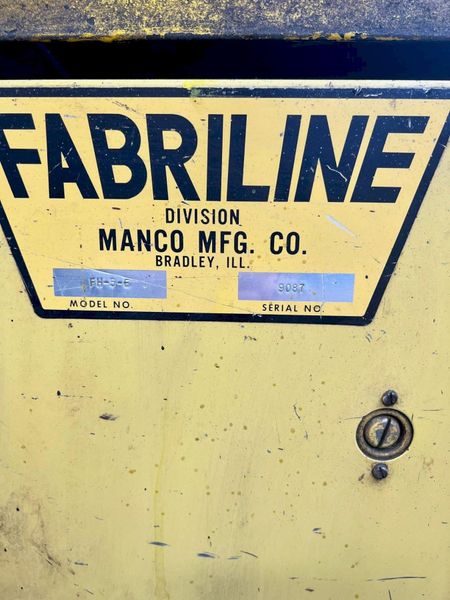 USED FABRILINE 4" X 4" X 3/8" HYDRAULIC ANGLE SHEAR MODEL FAS 44, Stock# 10995