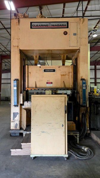 300 ton Clearing Niagara Straight Side Press For Sale Model SE2-300-84-48UH, Year 1995