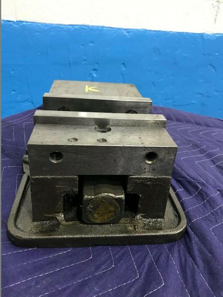 6" KURT ANGLOCK MODEL #D675 VISE: STOCK #73545