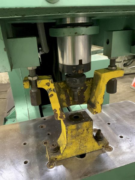 110 TON PIRANHA MODEL # PII 110 HYDRAULIC IRONWORKER: STOCK #80727