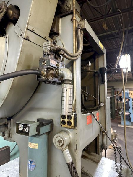 ROTO FINISH DEBURRING & FINISHING MACHINE: STOCK #77162