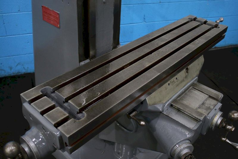 2 HP BRIDGEPORT RAM TYPE VERTICAL MILL: STOCK #76107