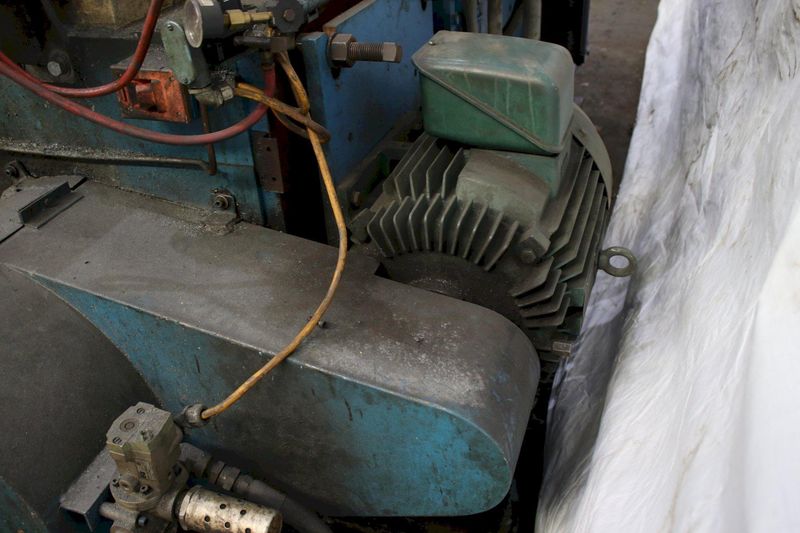 TISHKEN 6 POST CUTOFF PRESS:  STOCK #75310