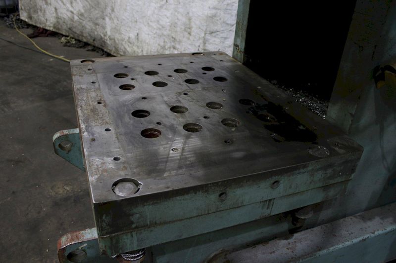 110 TON CLEARING OBI BACKGEARED PRESS: STOCK #74903