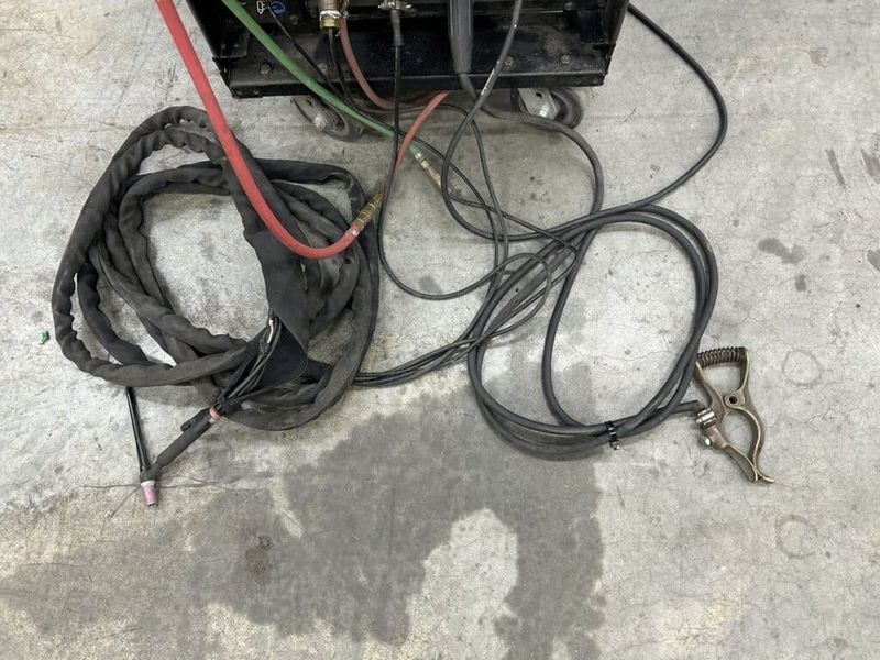Miller Syncrowave 250 DX AC/DC Tig Welder w/ Miller Coolmate 3 Coolant System