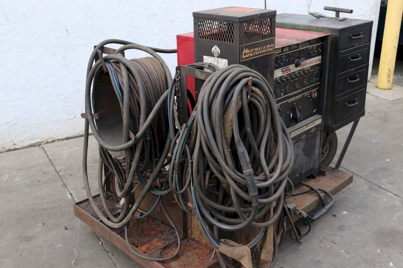 LINCOLN MODEL #SQUARE WAVE TIG 350 WELDER: STOCK #73269