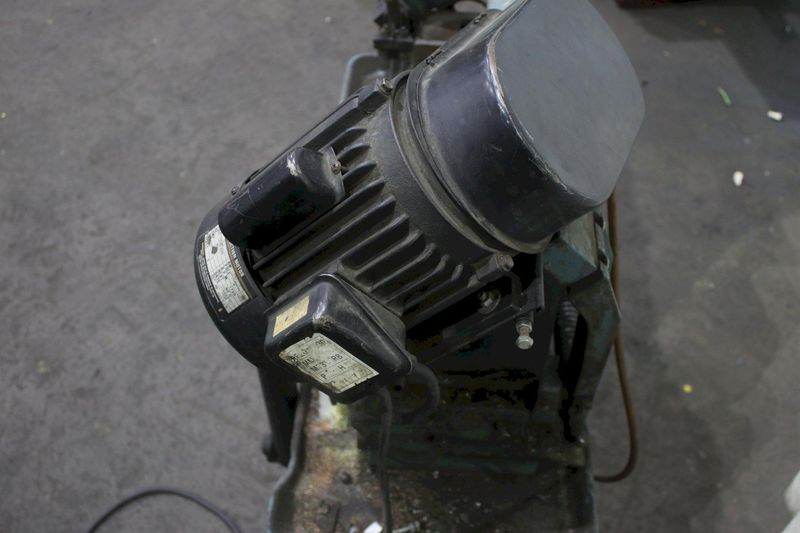 7" X 12" RONG FU MODEL #RF712 HORIZONTAL SAW: STOCK #75099