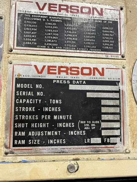 800 TON VERSON SE2-800-108-60T STRAIGHT SIDE MECHANICAL METAL STAMPING PRESS FOR SALE, PREVIOUSL