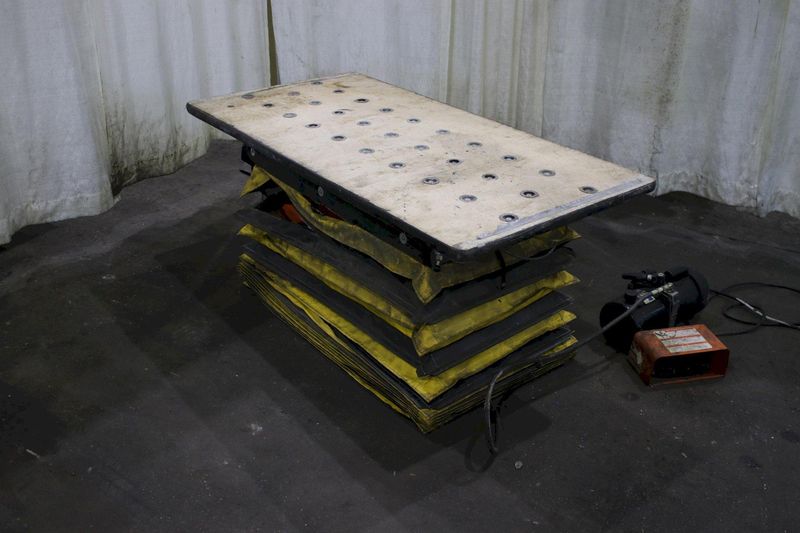660 LBS BISHAMON SCISSOR LIFT TABLE HYDRAULIC: STOCK #74802