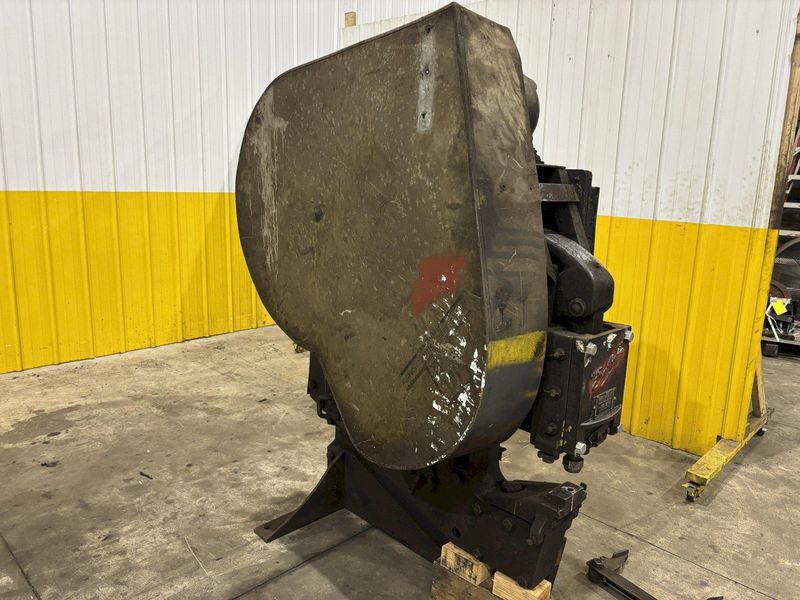 50 TON BUFFALO MODEL #1/2 MECHANICAL IRONWORKER: STOCK #22853