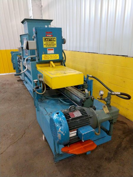 15" X 15" X 15 HP MAREN MODEL #111-297 HYDRAULIC HORIZONTAL AUTOMATIC CONTINUOUS BALER: STOCK #1