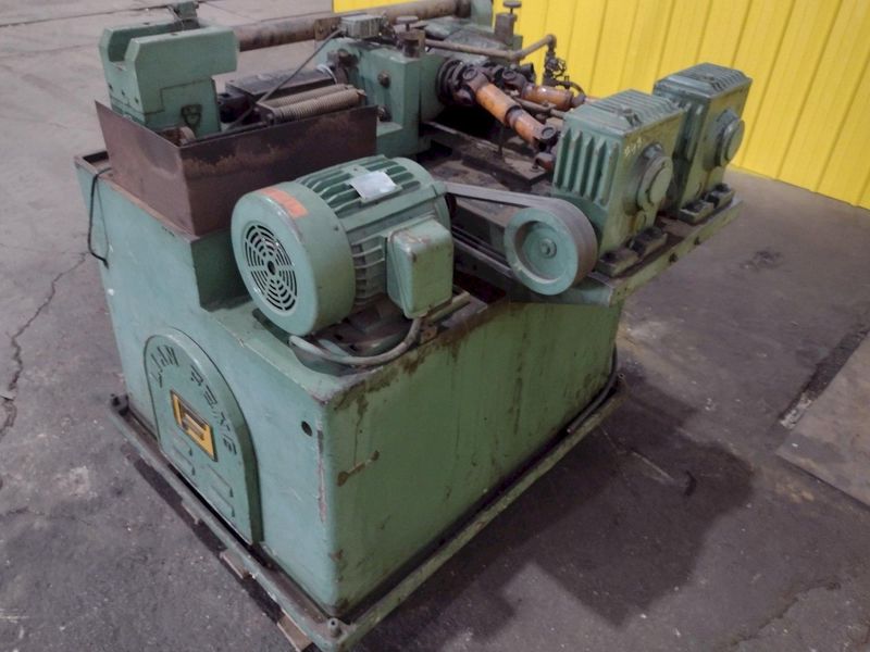 1981 KBC LIAN FENG MODEL #LF-40 2 DIE THREAD ROLLER IN-FEED & THRU-FEED: STOCK #19189