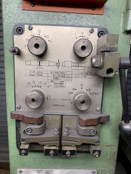 Dake V-16 Vertical Band Saw with Blade Welder