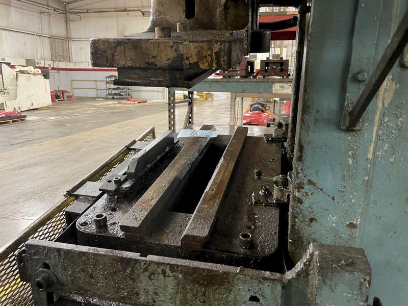 60 TON FEDERAL MODEL #5 OBI PRESS, 3" STROKE: STOCK #15352