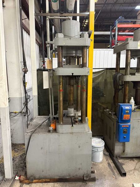 100 Ton M & N Hydraulic Press